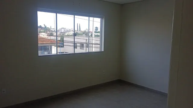 Apartamento de 2 quartos com suíte para alugar em Irati, foto 3