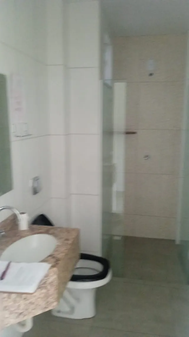 Apartamento de 2 quartos com suíte para alugar em Irati, foto 5