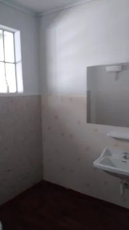 Apartamento de 3 quartos, residencial ou comercial para alugar em Irati, foto 3
