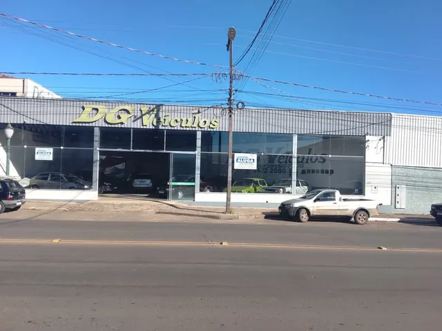 Barracão comercial de 240 m² com terreno para alugar em Irati