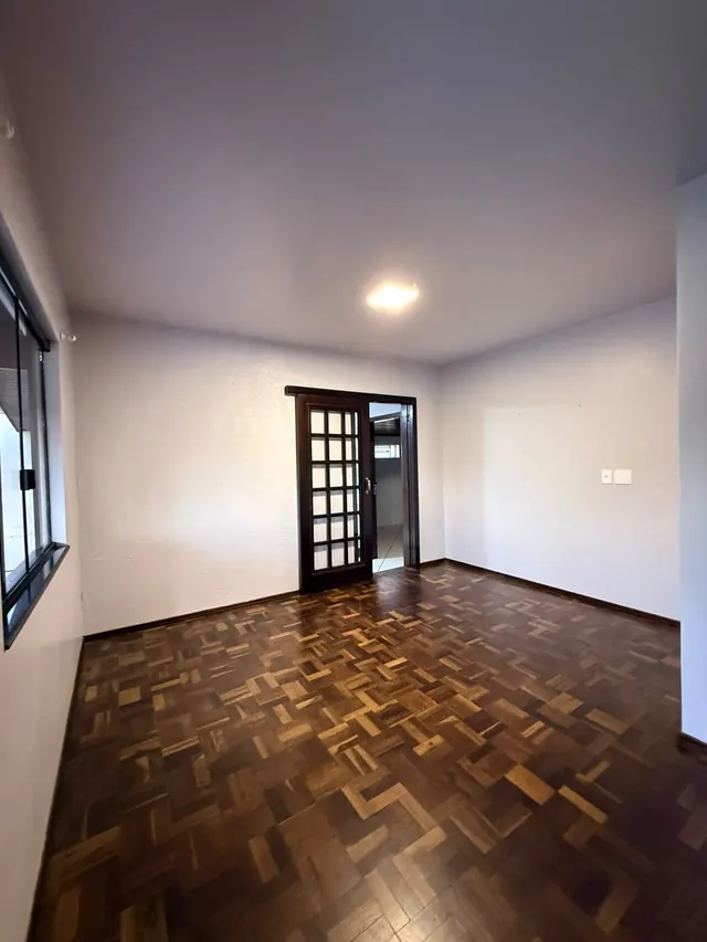 Casa com edícula no Morro da Santa para alugar em Irati, foto 4