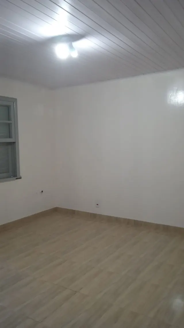 Conjunto comercial com recepção na XV de Novembro para alugar em Irati, foto 5