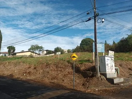 Terreno de 508 m² no Floresta à venda em Irati, foto 2