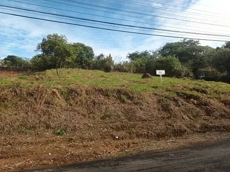 Terreno de 508 m² no Floresta à venda em Irati, foto 4