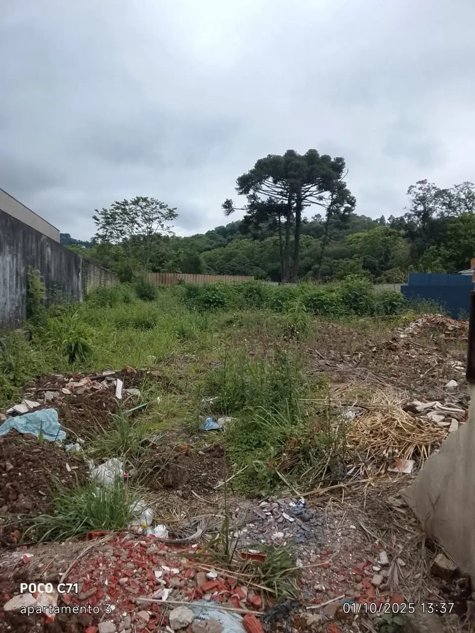 Terreno de 675 m² na Coronel Grácia à venda em Irati, foto 1
